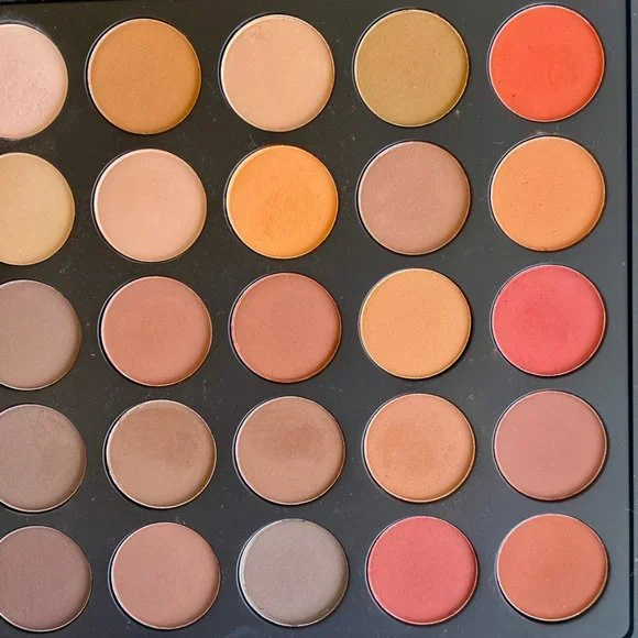 Morphe 35OM Nature Glow Matte Eyeshadow Palette - Picture 5 of 6